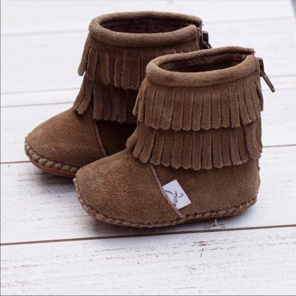 Infant Fringe Brown Boots for Baby Girls - Picture 2 of 3